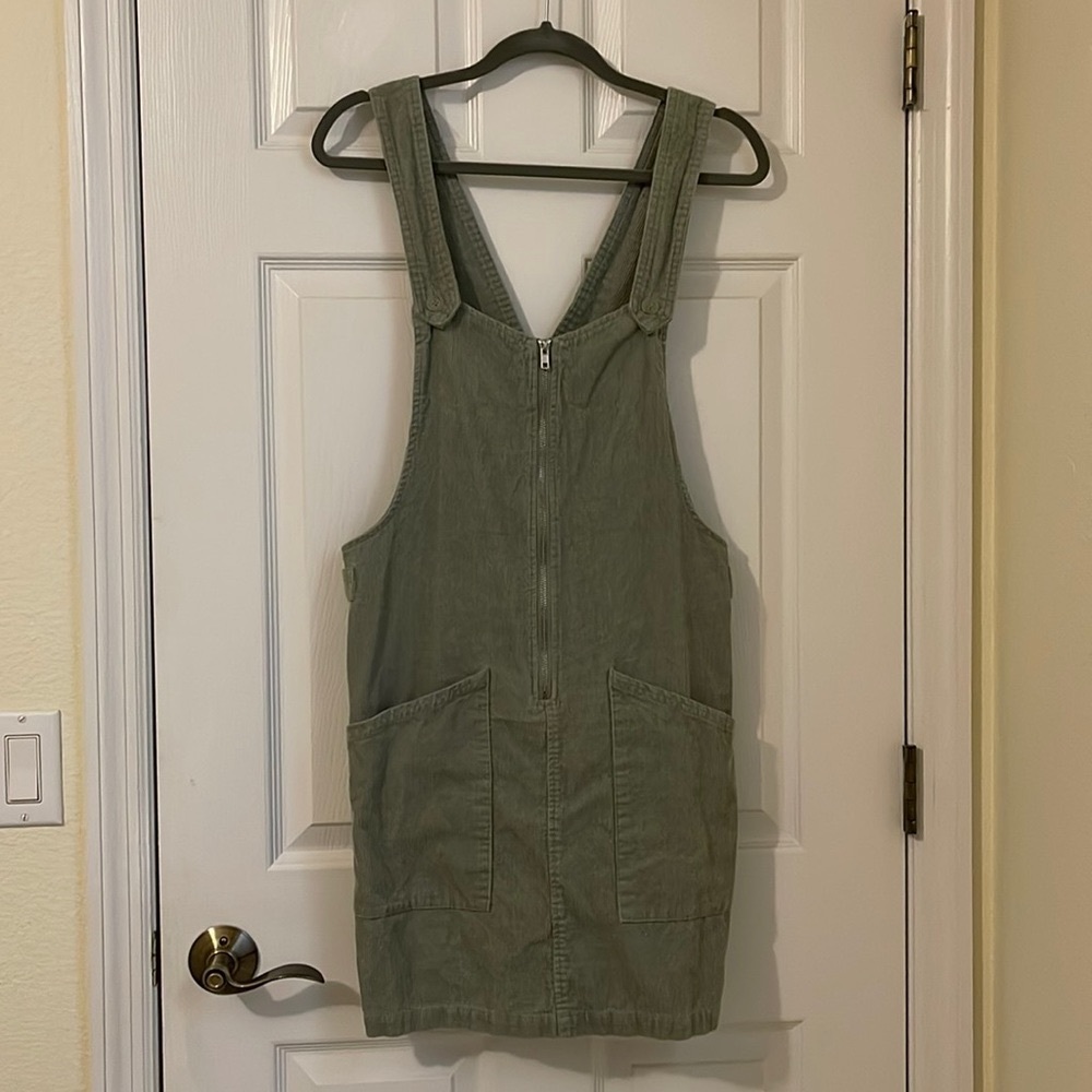 Wild Fable mint green corduroy zip up overalls-style dress size L